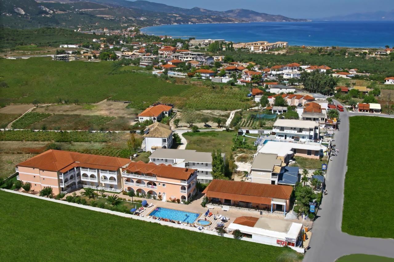 Hotel Plessas Palace Alykanas  Buitenkant foto